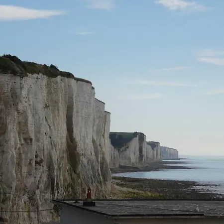 Vue Exceptionnelle Dans Bourg Authentique Appartement