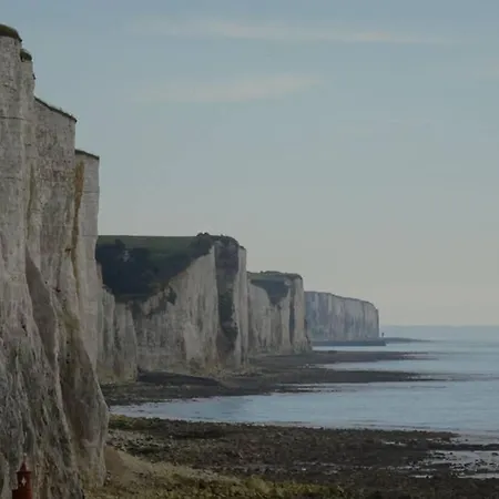 Appartement Vue Exceptionnelle Dans Bourg Authentique Ault
