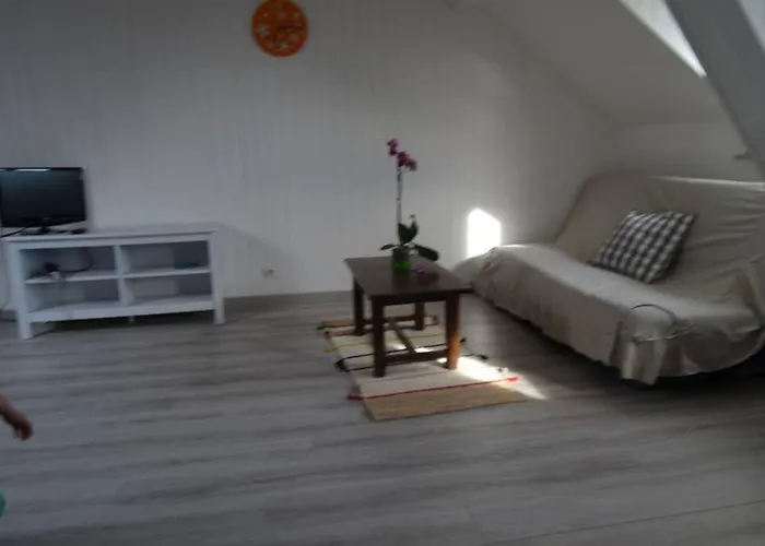 Vue Exceptionnelle Dans Bourg Authentique Apartment Ault